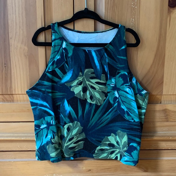 Tropical Crop Top - Picture 3 of 5